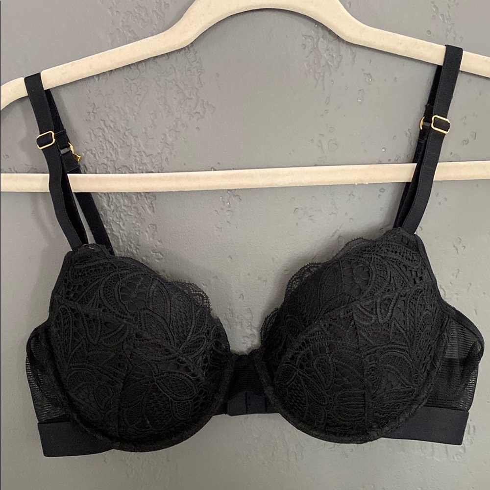 Lively Elegant Black Lace Bra Size 36B